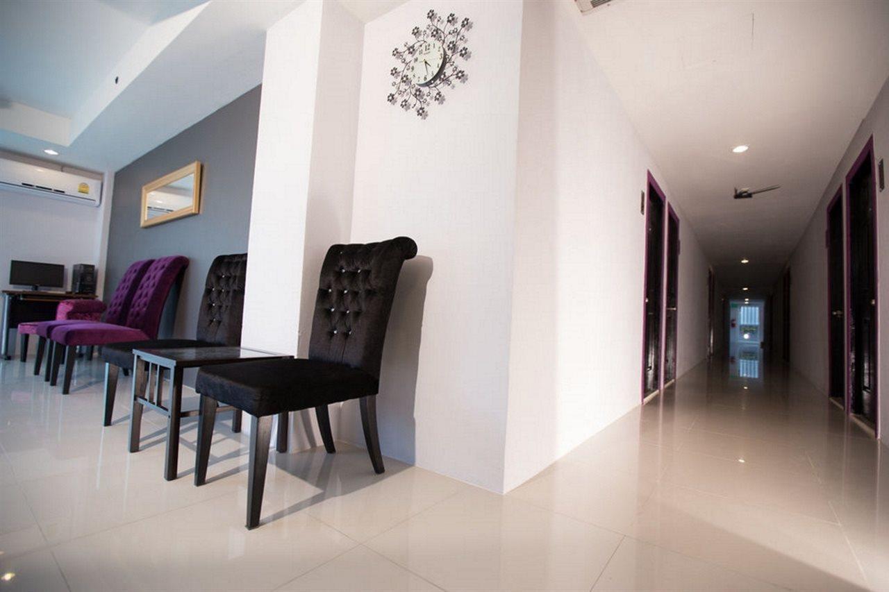 The Airy Residence Банкок Екстериор снимка