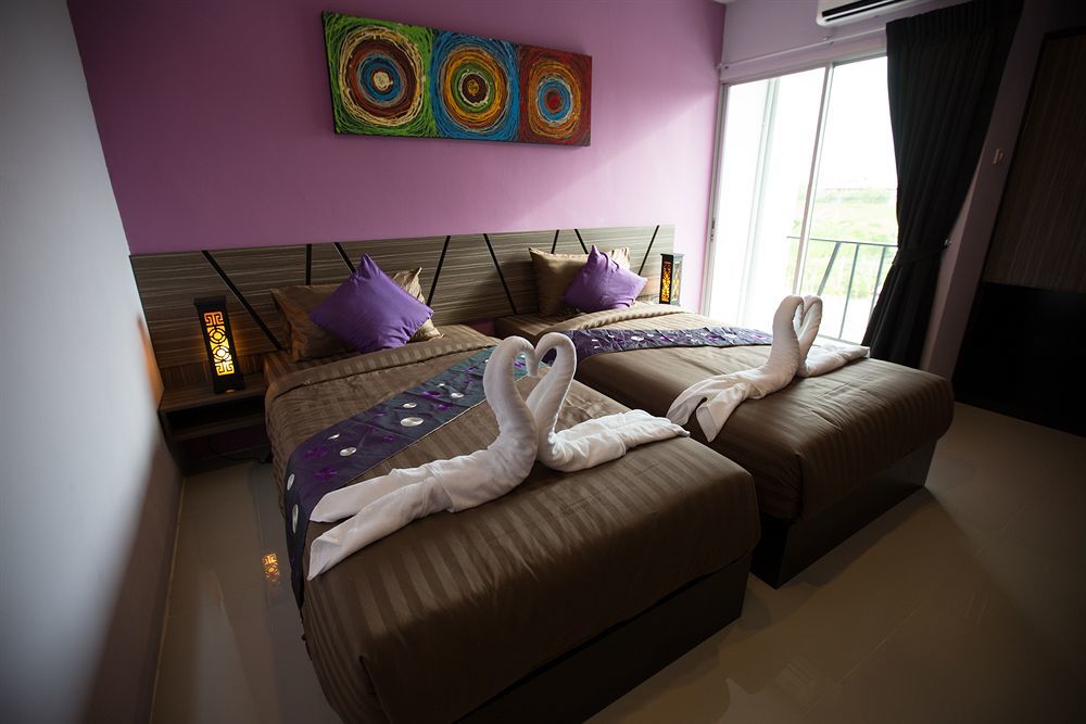 The Airy Residence Банкок Екстериор снимка